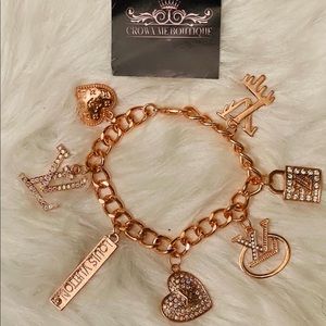 Rosey charm bracelet